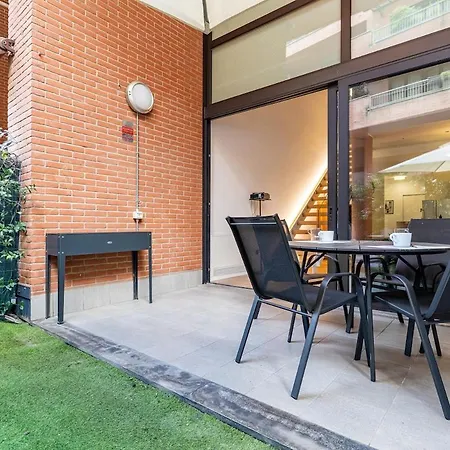 Modern Loft With Projector E Private Garden, Station Lejlighed Milano