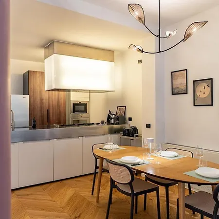 Lejlighed Modern Loft With Projector E Private Garden, Station *