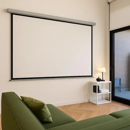 Lejlighed Modern Loft With Projector E Private Garden, Station Milano