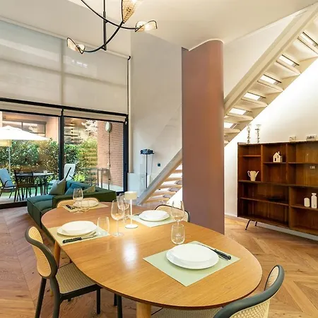 Modern Loft With Projector E Private Garden, Station Mailand
